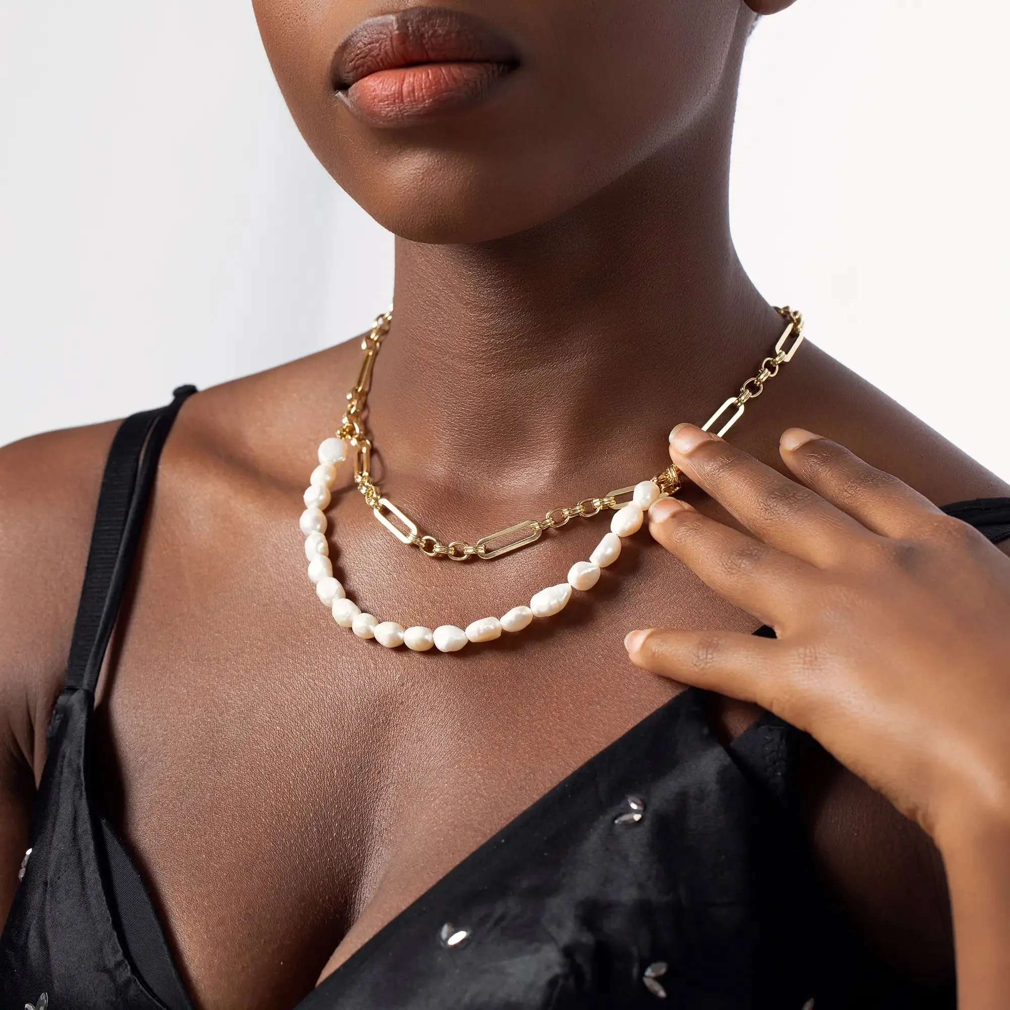 Gold Chain Pearl Necklace