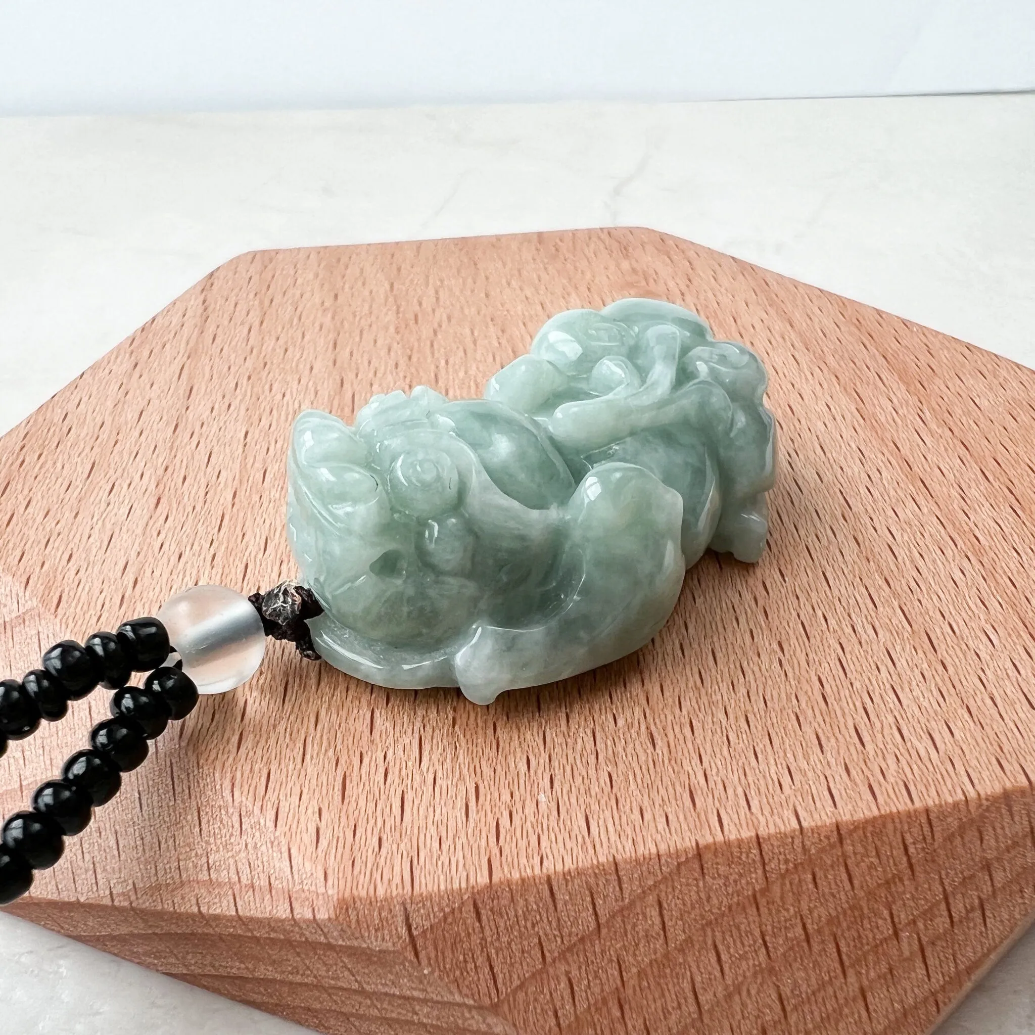 Green Jadeite Jade Dragon Pixiu Pi Xiu, 貔貅, Dragon Chinese Carved Pendant, YJ-1221-0268500