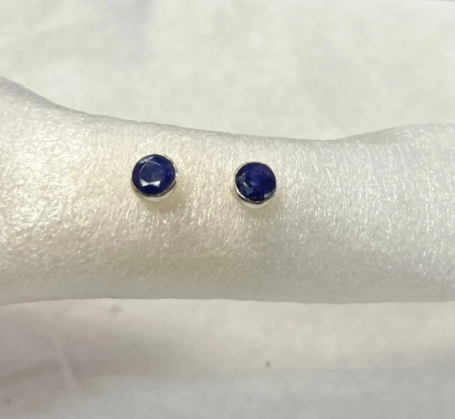 High Quality Faceted Gemstone Studs