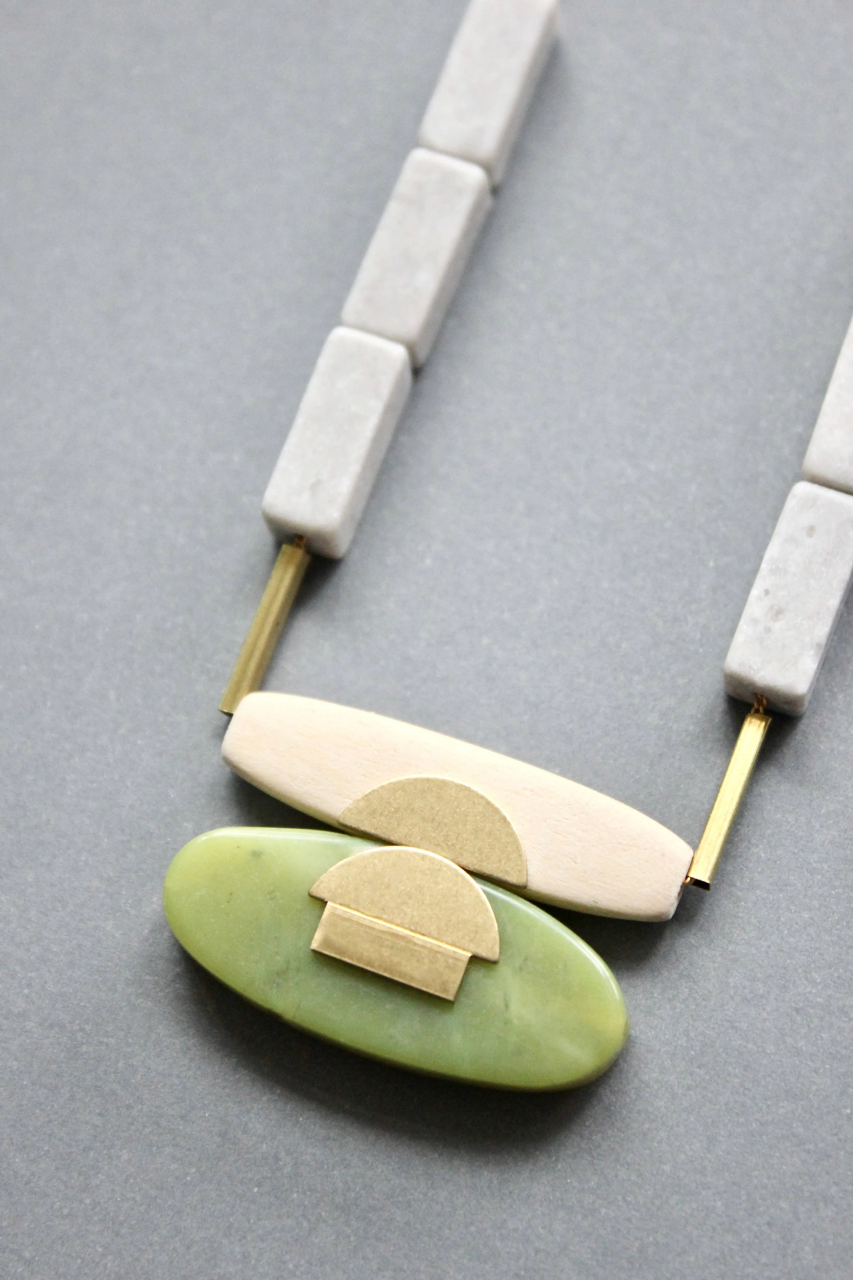 Jade & wood Artdeco pendant necklace
