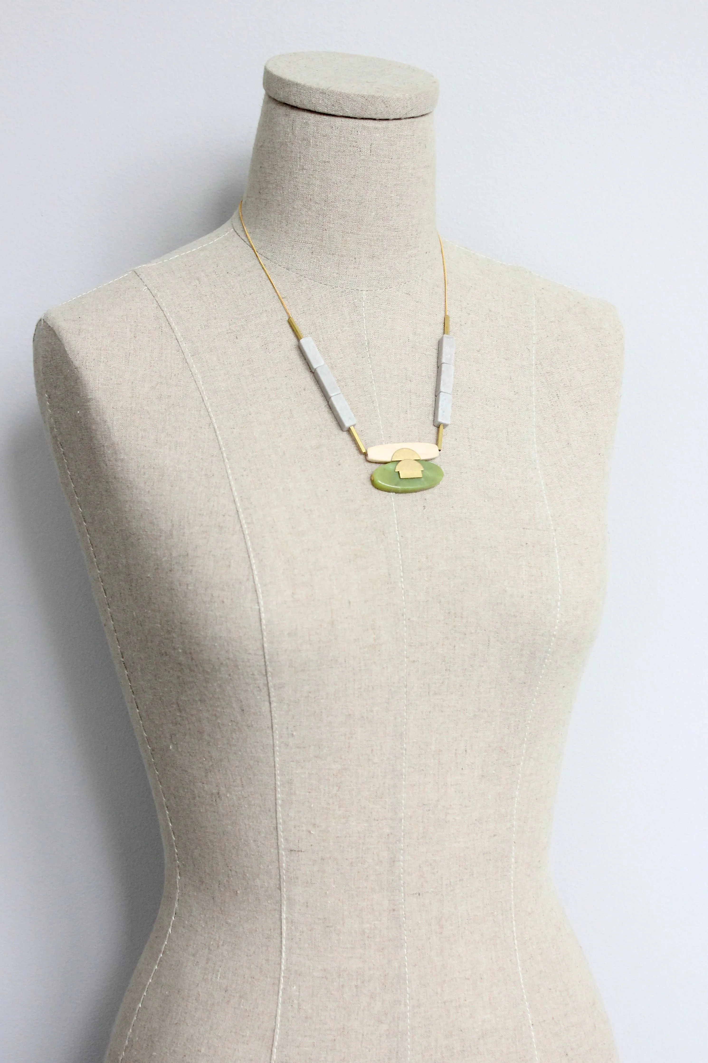Jade & wood Artdeco pendant necklace