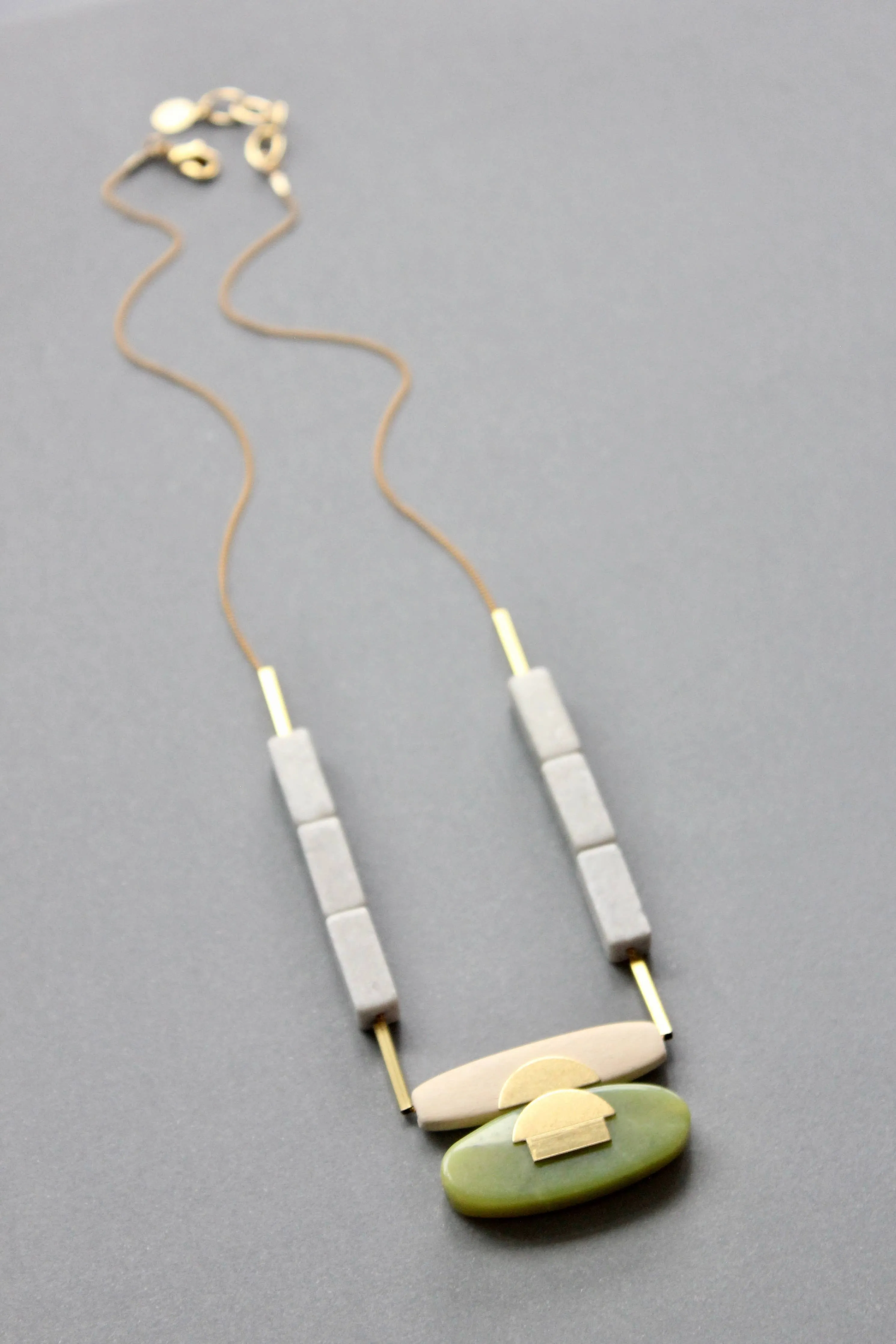 Jade & wood Artdeco pendant necklace