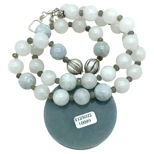 Jade Necklace with Guanyin Pendant