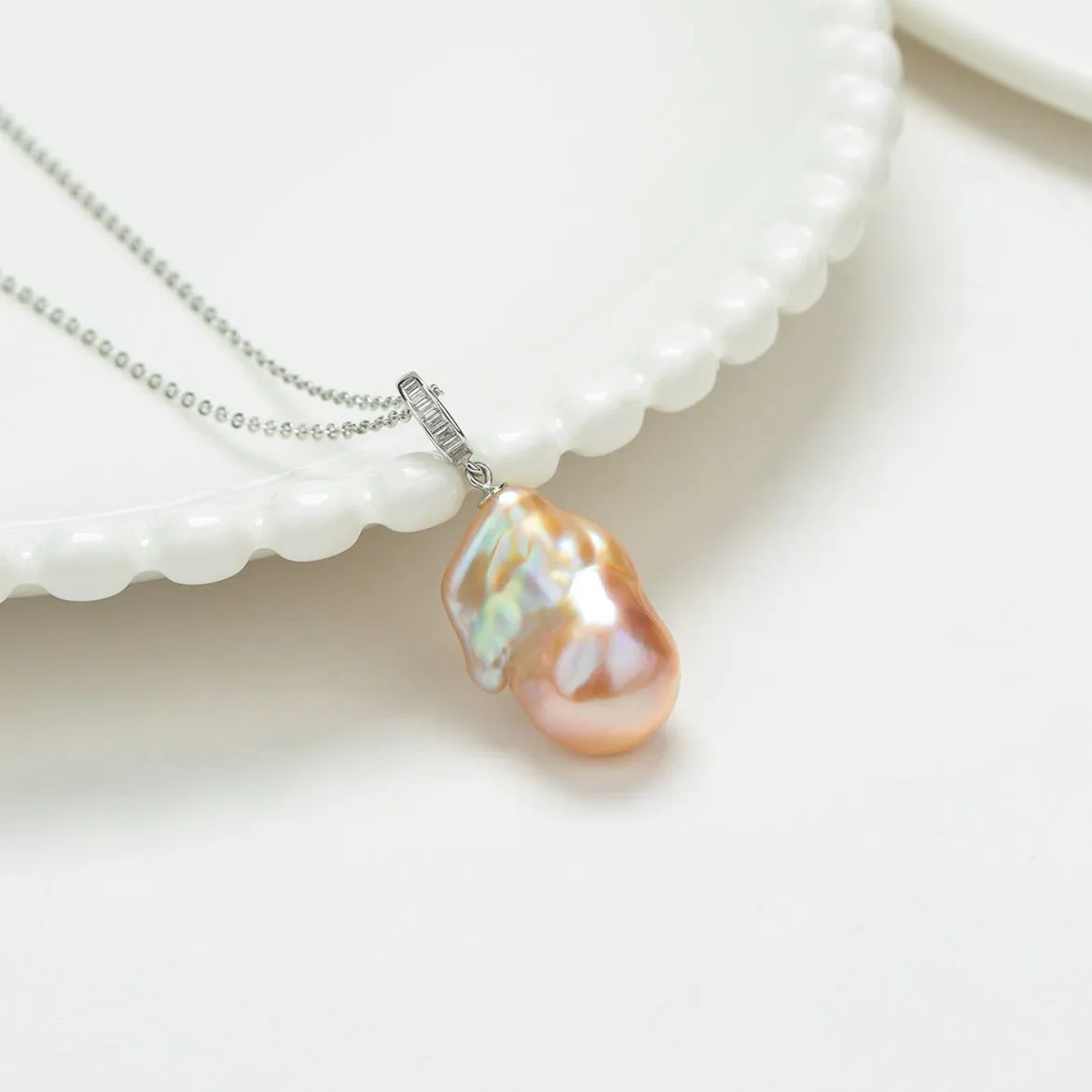 Large Pink Baroque Pearl Pendant Necklace