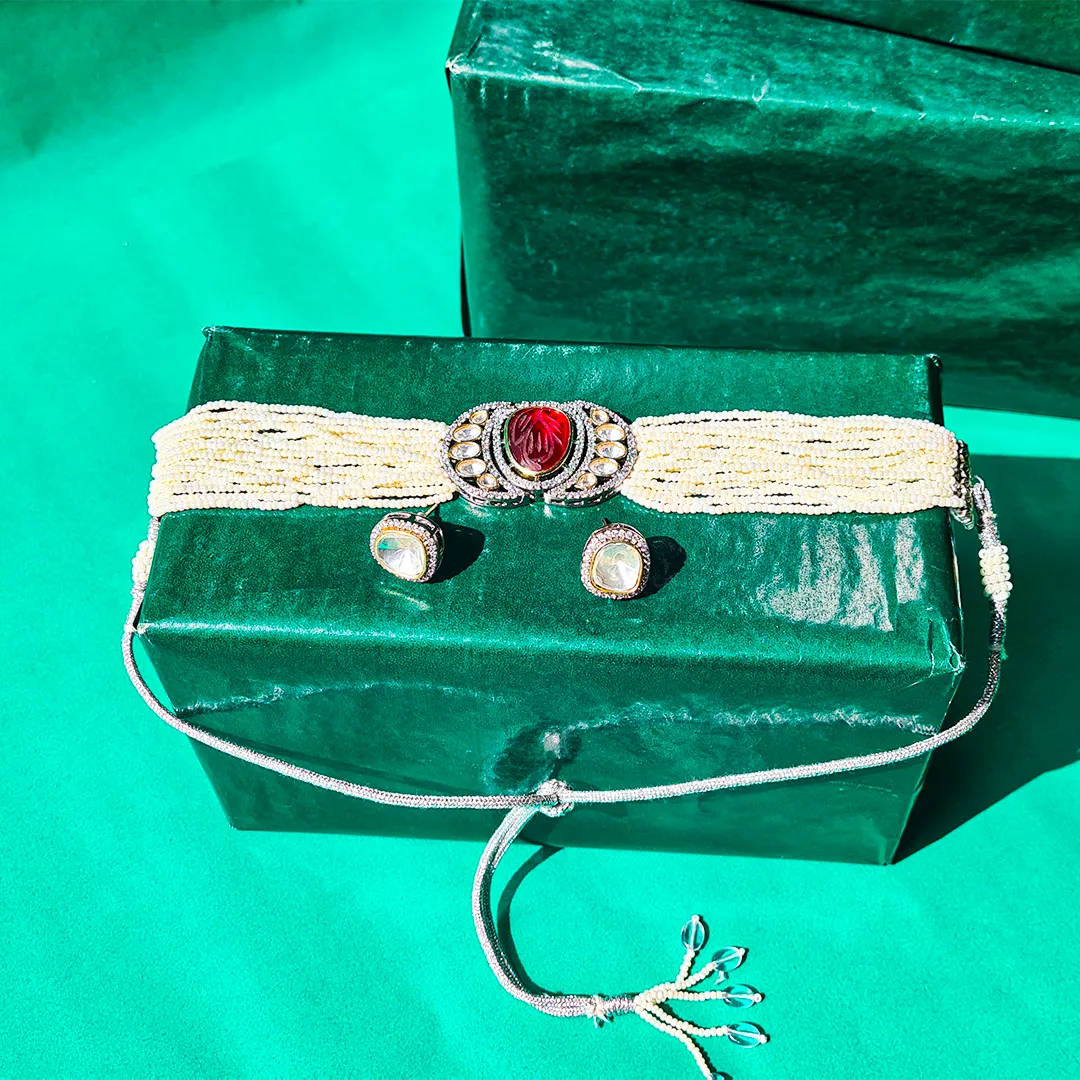 Majestic Scarlet Pearl Choker