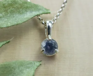 Montana Sapphire Pendant; Natural Untreated USA Opalescent Sapphire; 0.830cts
