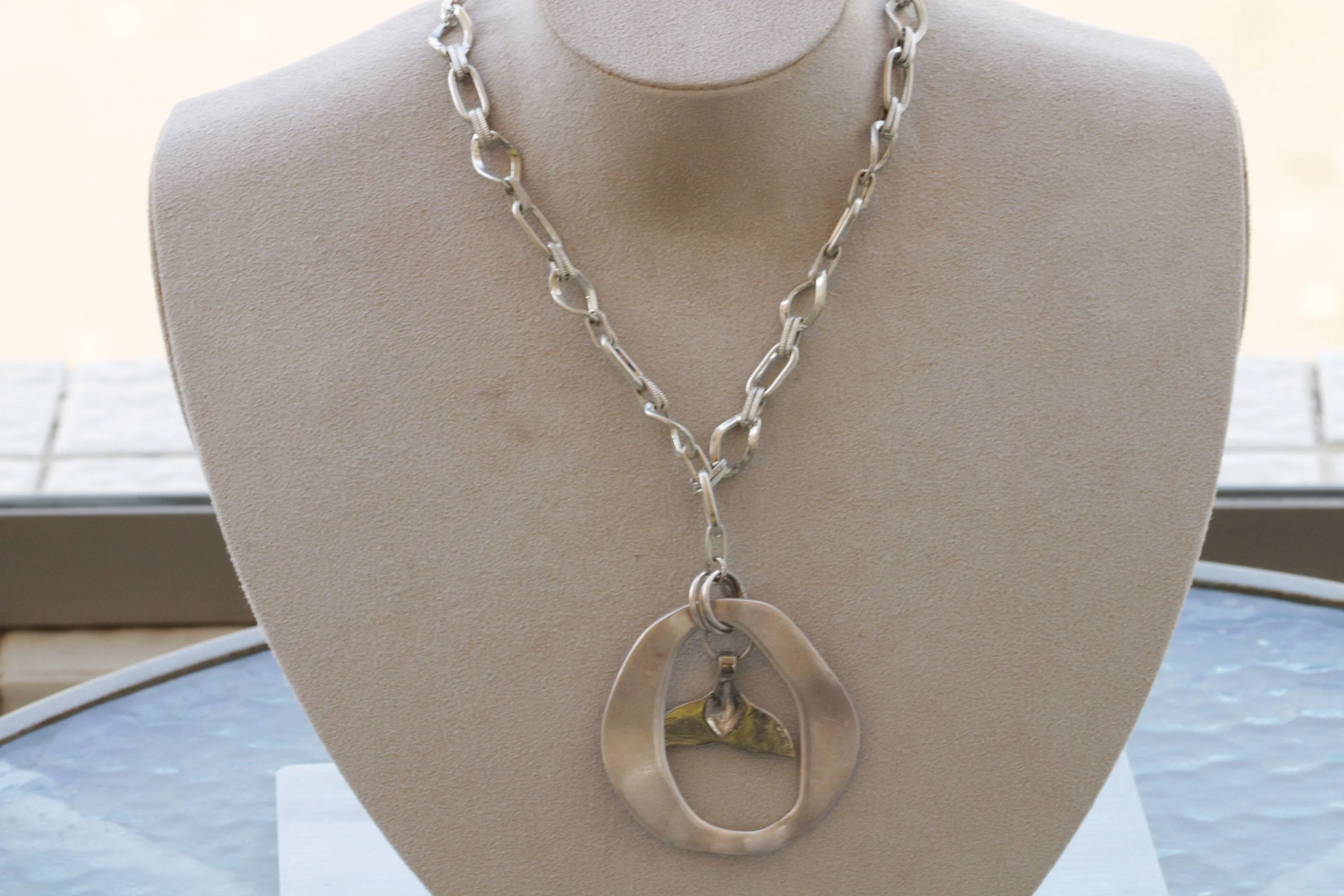 Whale tail NECKLACE