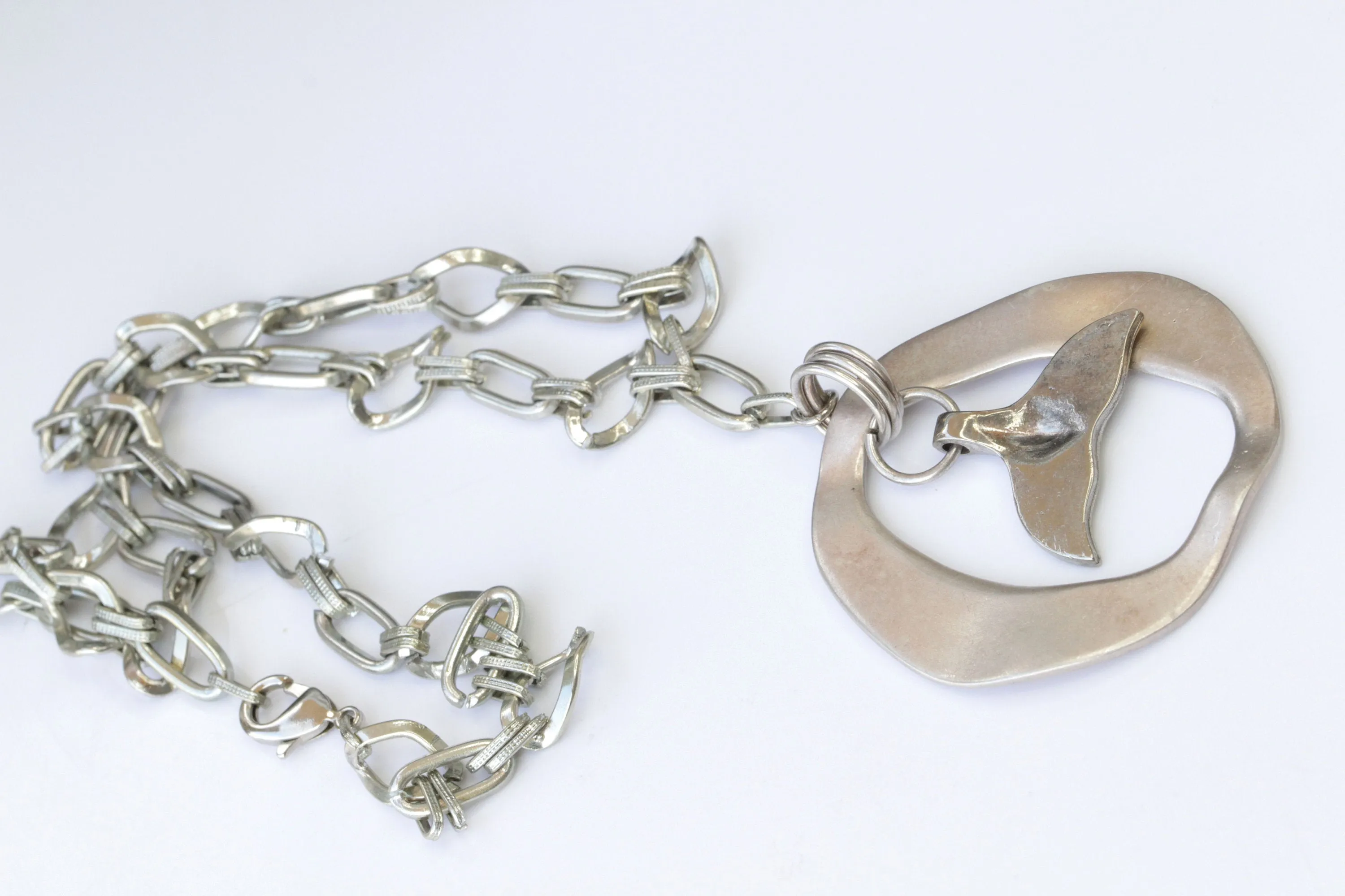 Whale tail NECKLACE